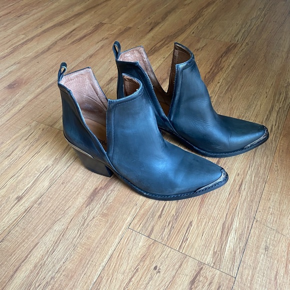 Jeffrey Campbell Black Ankle Booties with Elastic Panels - Picture 1 of 10